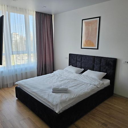 Nyvky Like Home - Studio - Apt 35 Kiev Exterior foto